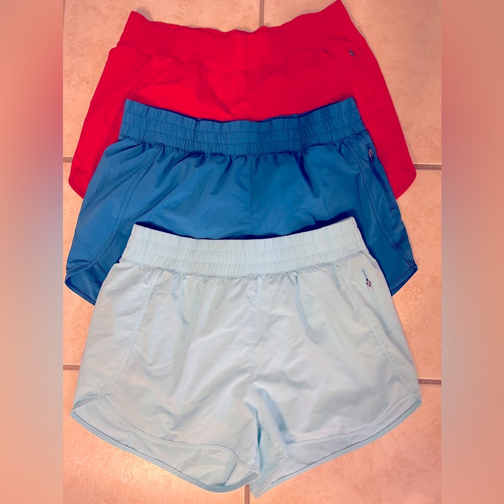CRZ Yoga Woman’s Running Shorts Color - large lot